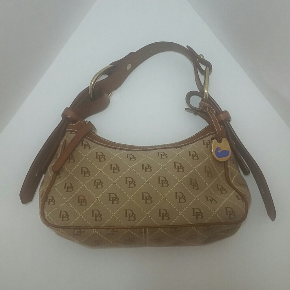 Dooney & Bourke Purse